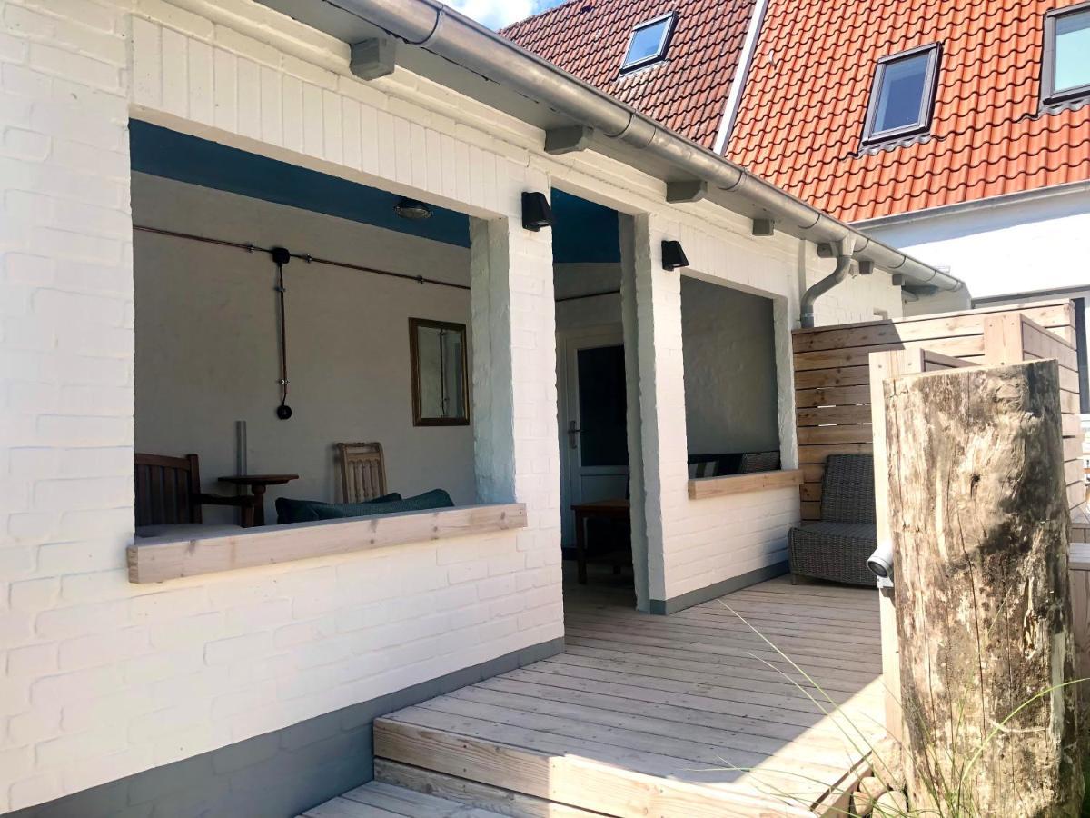 Gaestehaus Kajuete Direkt Am Wasser Friedrichstadt Eksteriør bilde