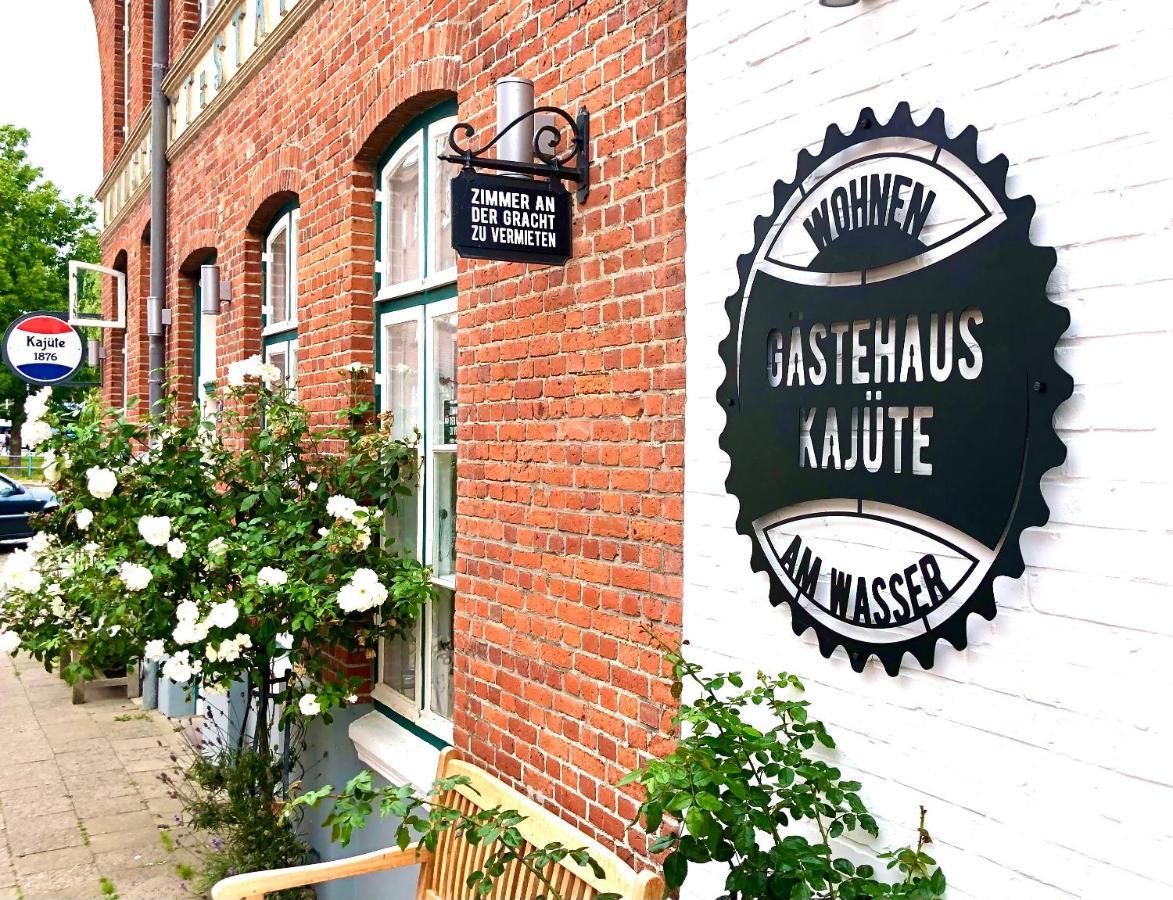 Gaestehaus Kajuete Direkt Am Wasser Friedrichstadt Eksteriør bilde